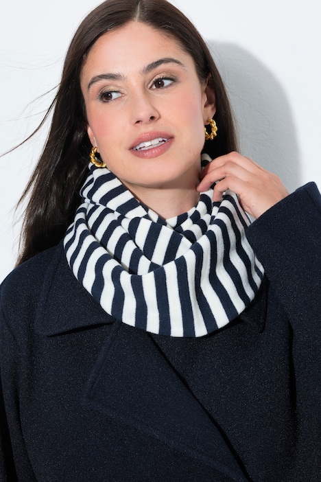 854601 - Foulard triangulaire