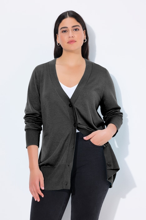 791605 - Cardigan en maille fine, encolure en V et patte de boutonnage