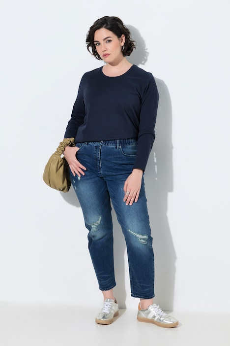 853605 - Jean Mom